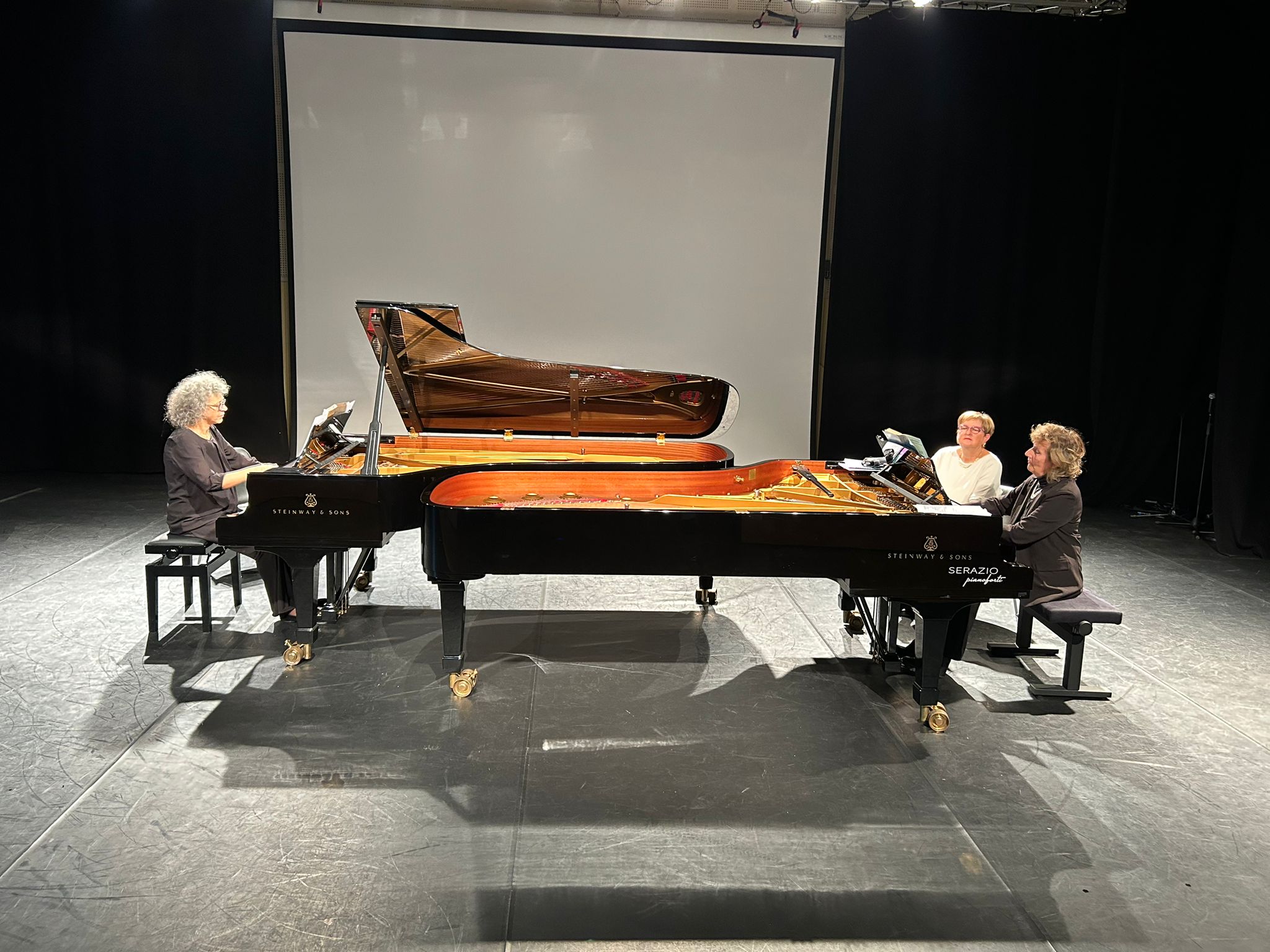 6c69a15a-6c94-4c7b-850a-49580b39ab38