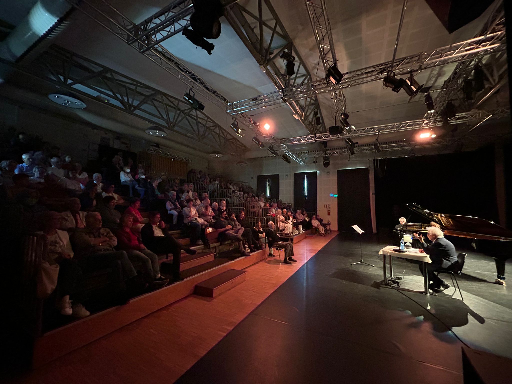 ab8f7e92-e5fe-4b82-810e-bc046c311065