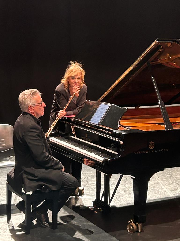 b3329d45-de01-498c-af75-cb927369056d