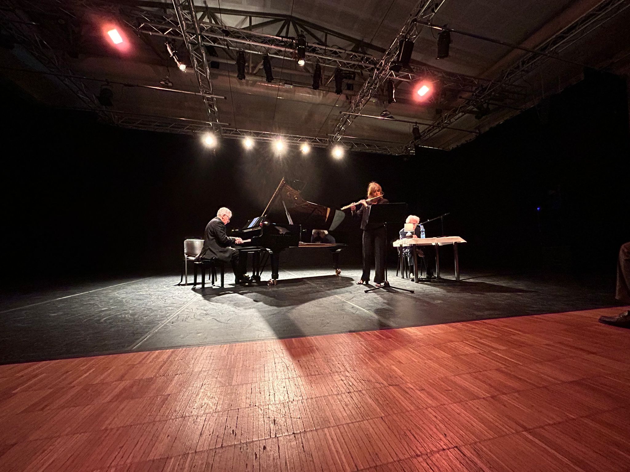 b9bafd98-71bd-41f4-b749-ee0f2d51259e